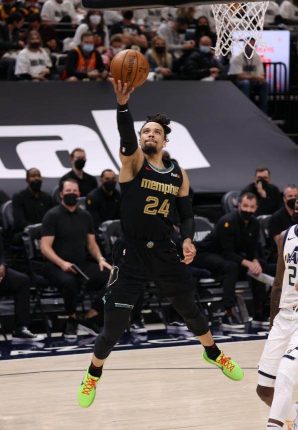 开云体育官网-布鲁克斯利刃出鞘 击穿爵士防线 灰熊渐入佳境